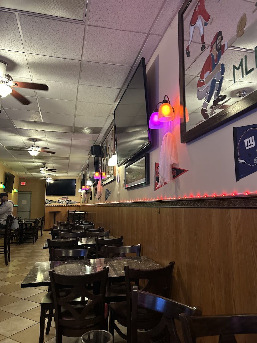 Maria's Pizza & Italian Restaurant